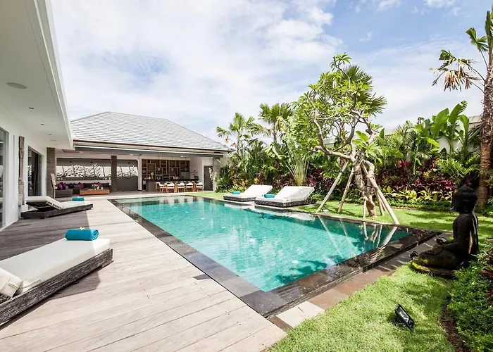 Seminyak Villa Moderne 4 Bedroom Services Hoteliers 5